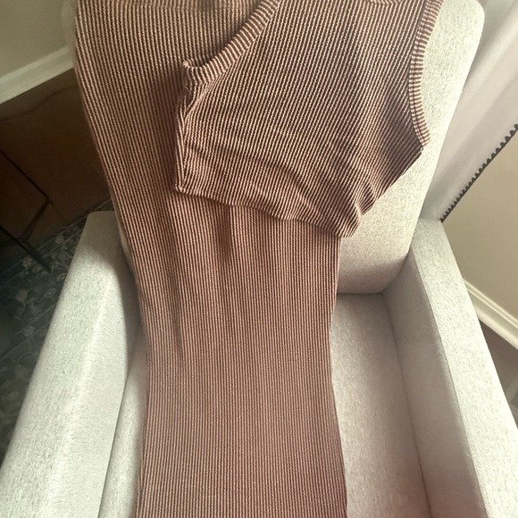 Brown Ribbed tank and midi skirt - Picture 4 of 4